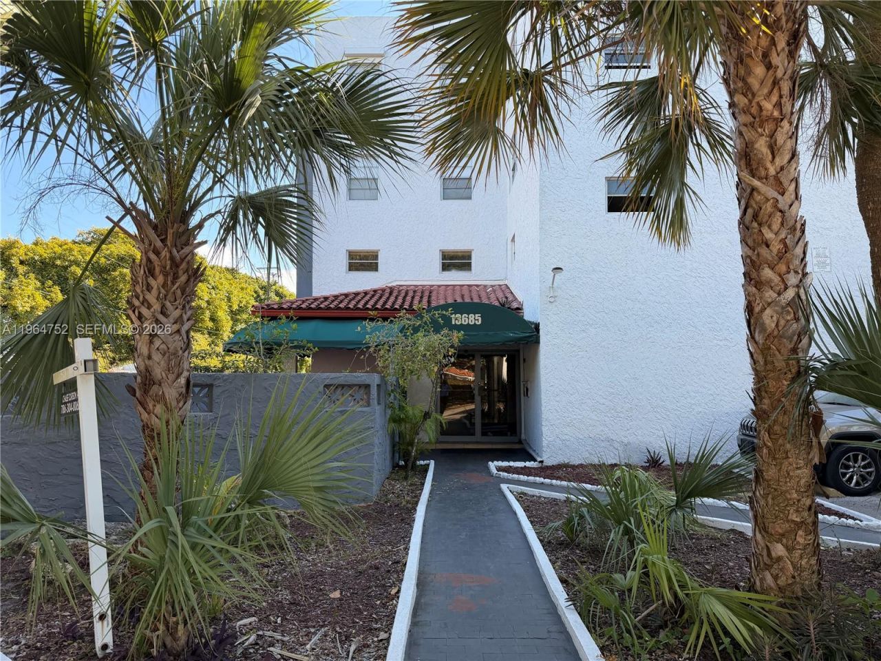 13685 NE 10th Ave , Unit 304, North Miami, FL 33161 Photo