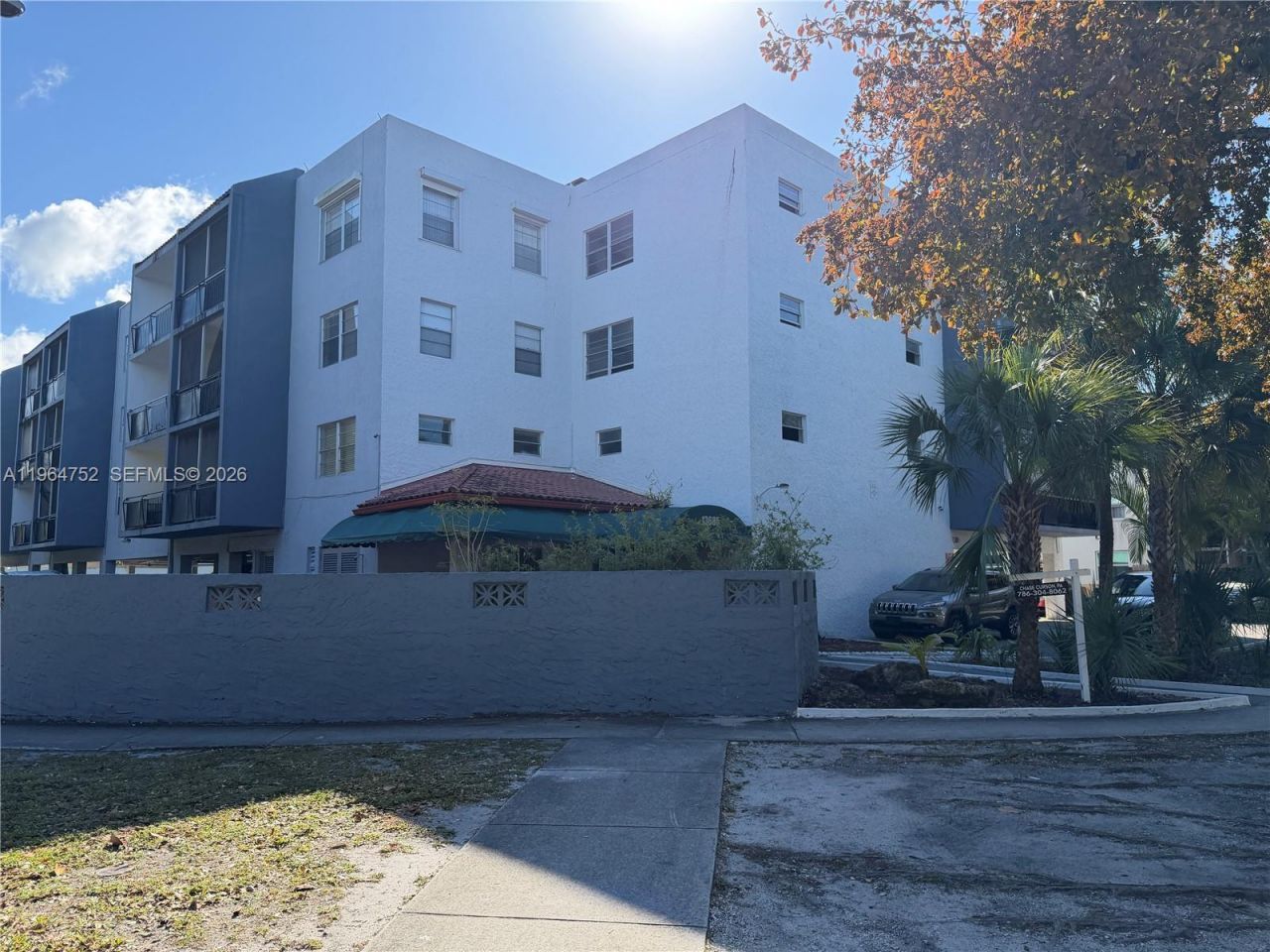 13685 NE 10th Ave , Unit 304, North Miami, FL 33161 Photo