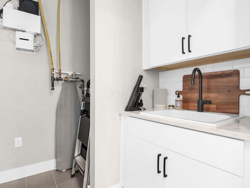 695 Civitas Avenue, Unit D301, Columbus, OH 43215 Photo 21