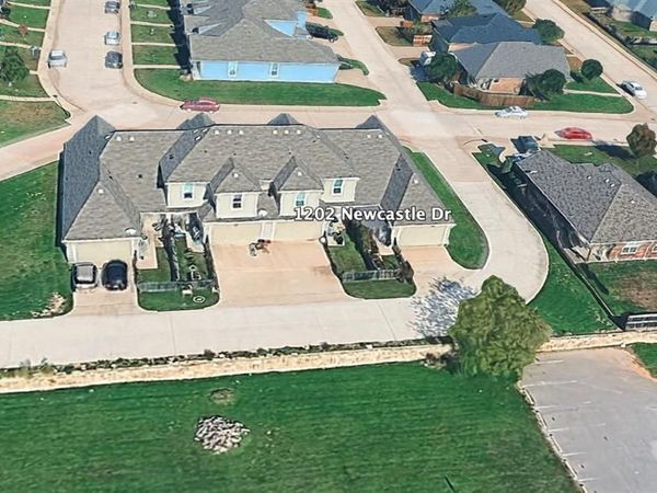 1202 Newcastle Drive , Weatherford, TX 76086