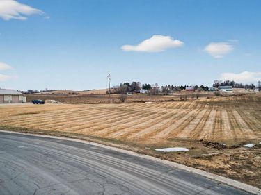 133 W Circle Drive , Saint Charles, MN 55972