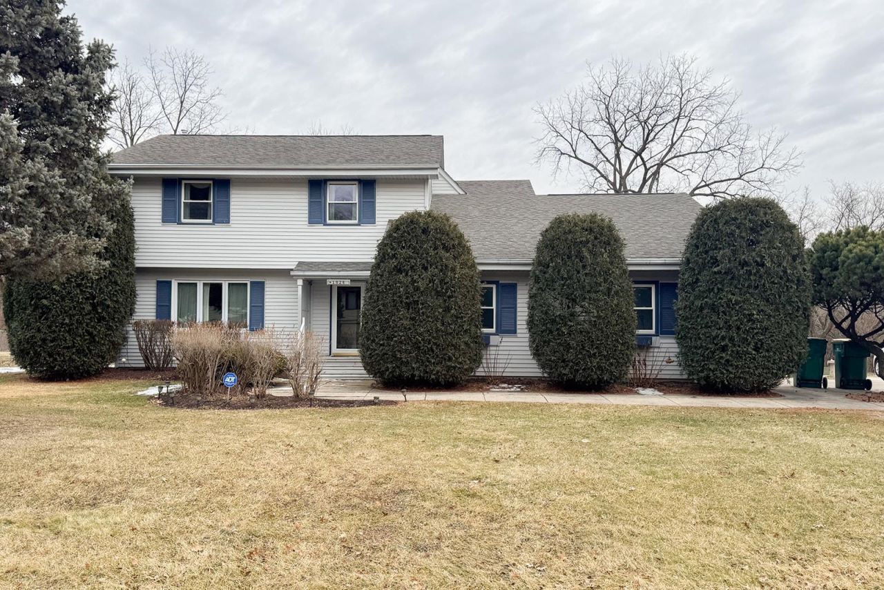 1926 Valencia Drive, Rockford, IL 61108 Main Photo