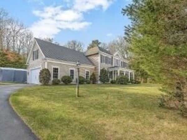 32 Pimlico Pond Rd, Sandwich, MA 02644