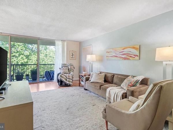 2016 NAAMANS ROAD, Unit D2, WILMINGTON, DE 19810