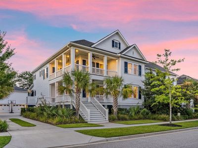 1636 Oak Leaf Street, Daniel Island, SC 29492