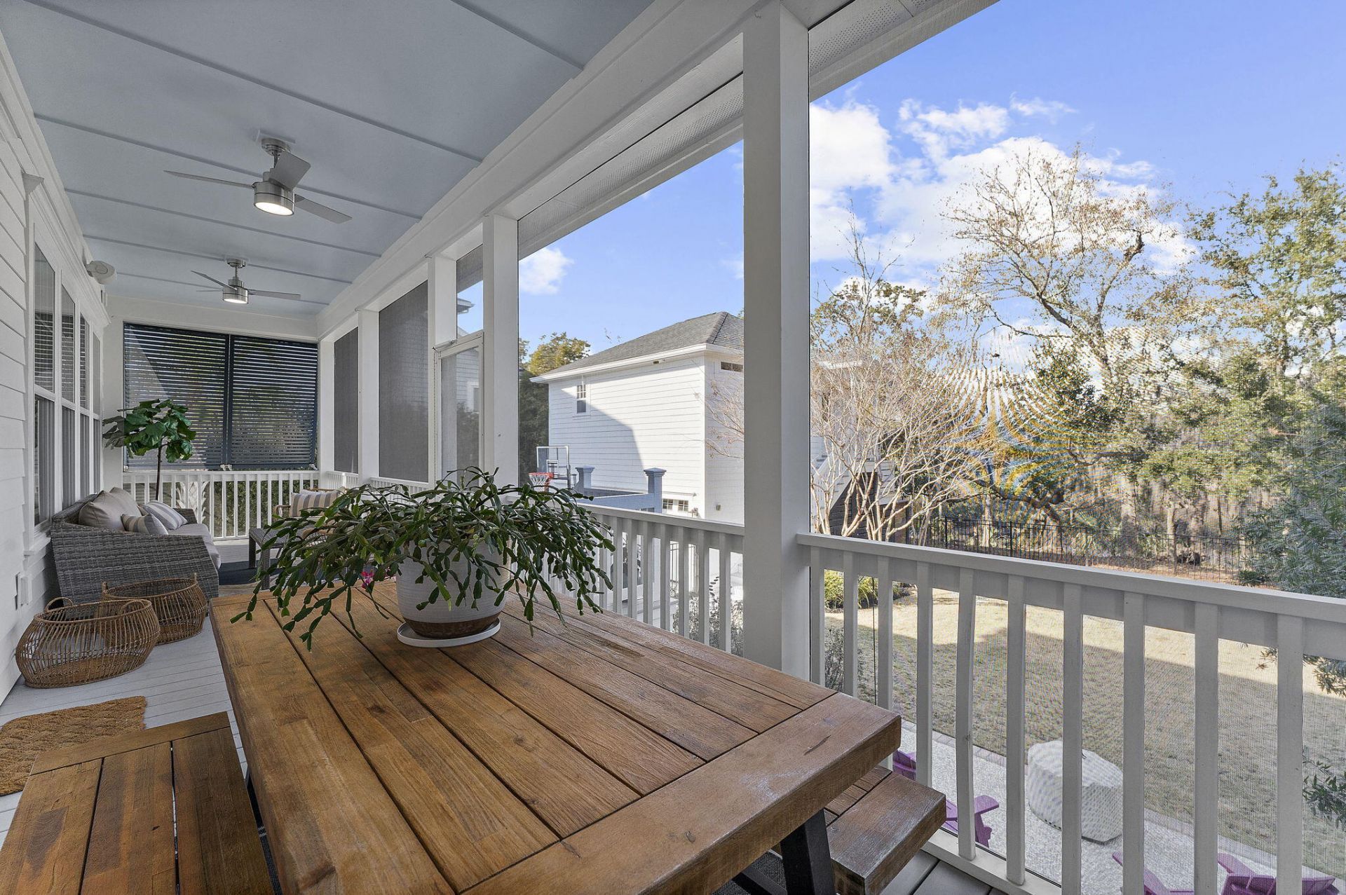1636 Oak Leaf Street Photo 25