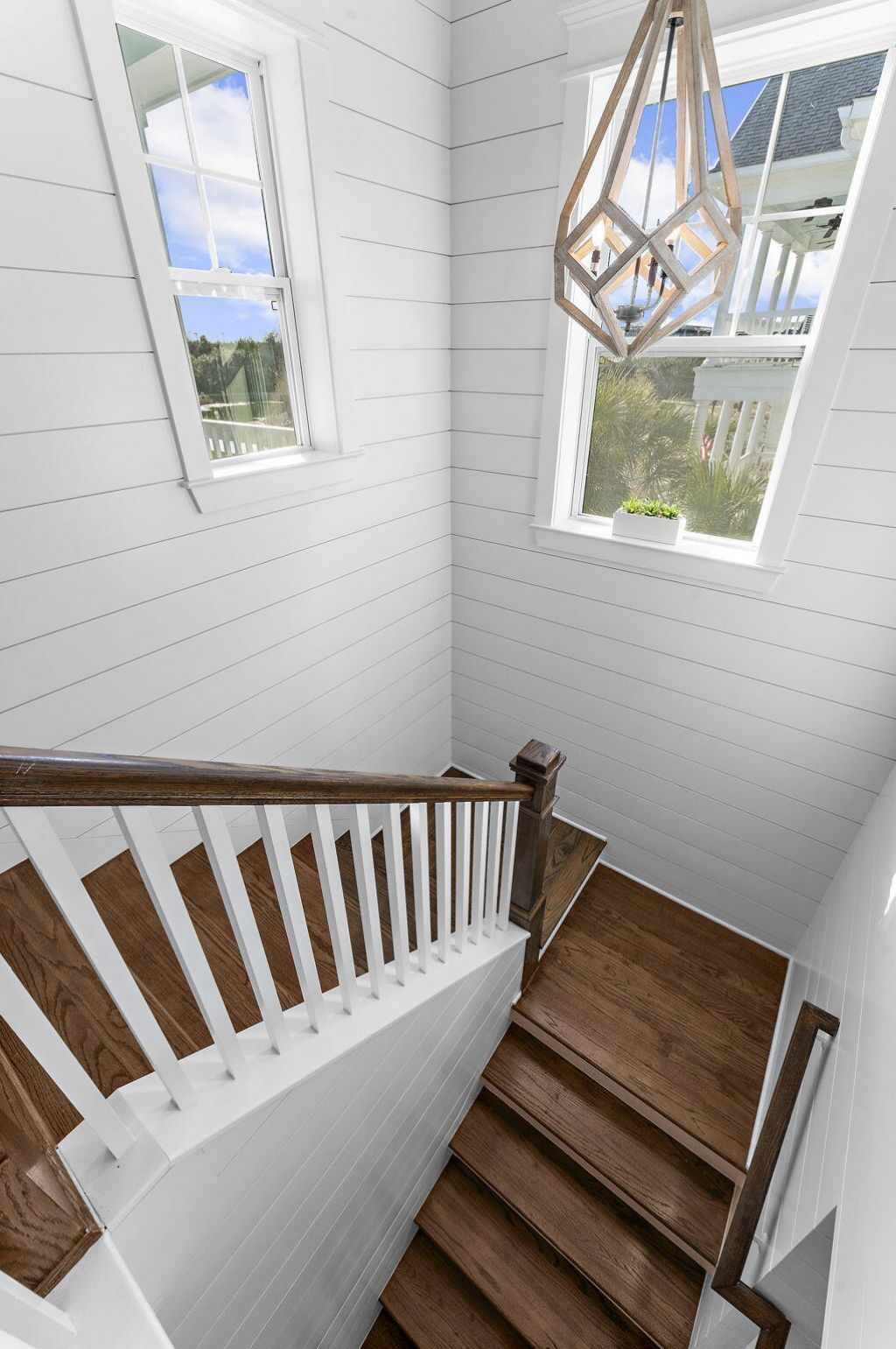 1636 Oak Leaf Street Photo 35