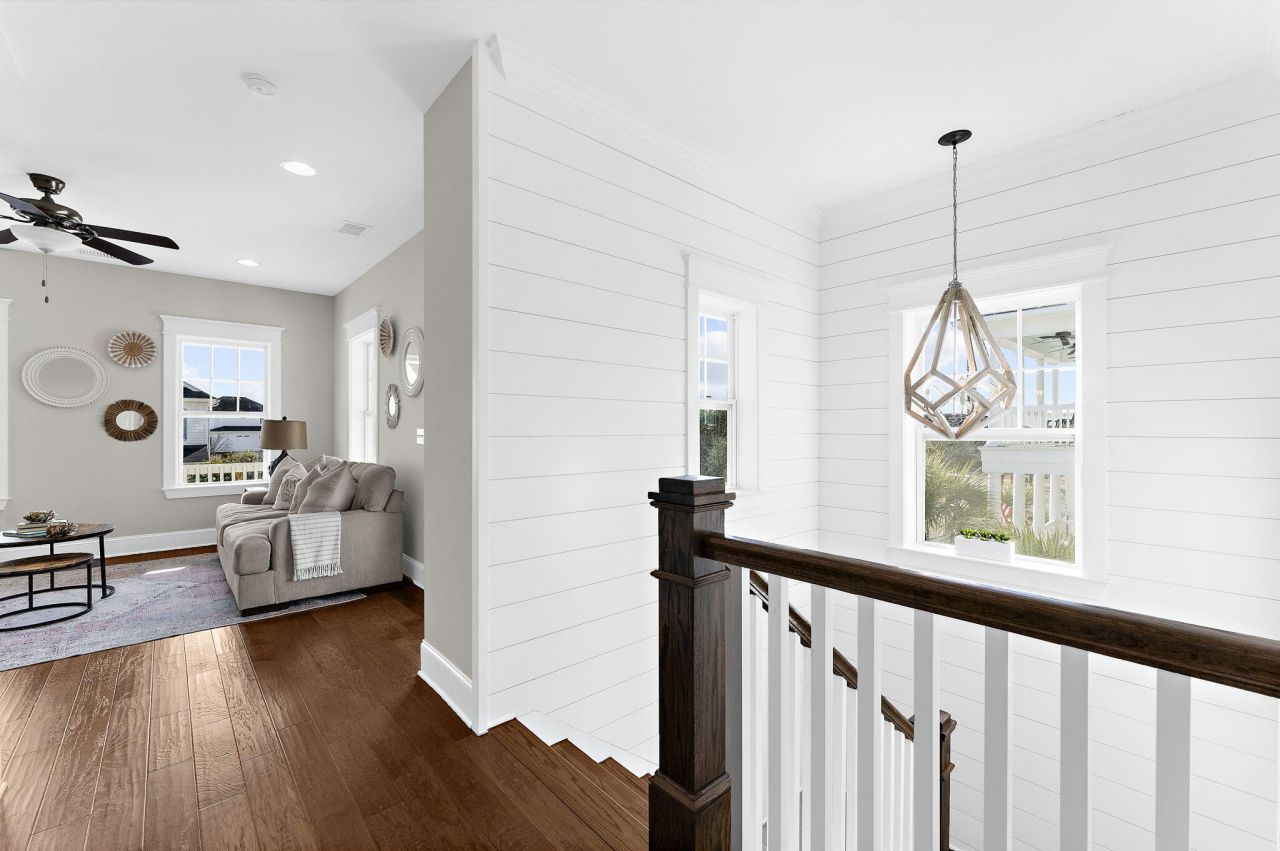 1636 Oak Leaf Street Photo 36