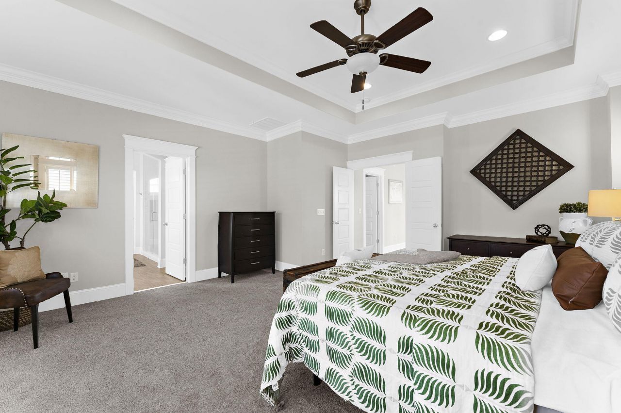 1636 Oak Leaf Street Photo 43