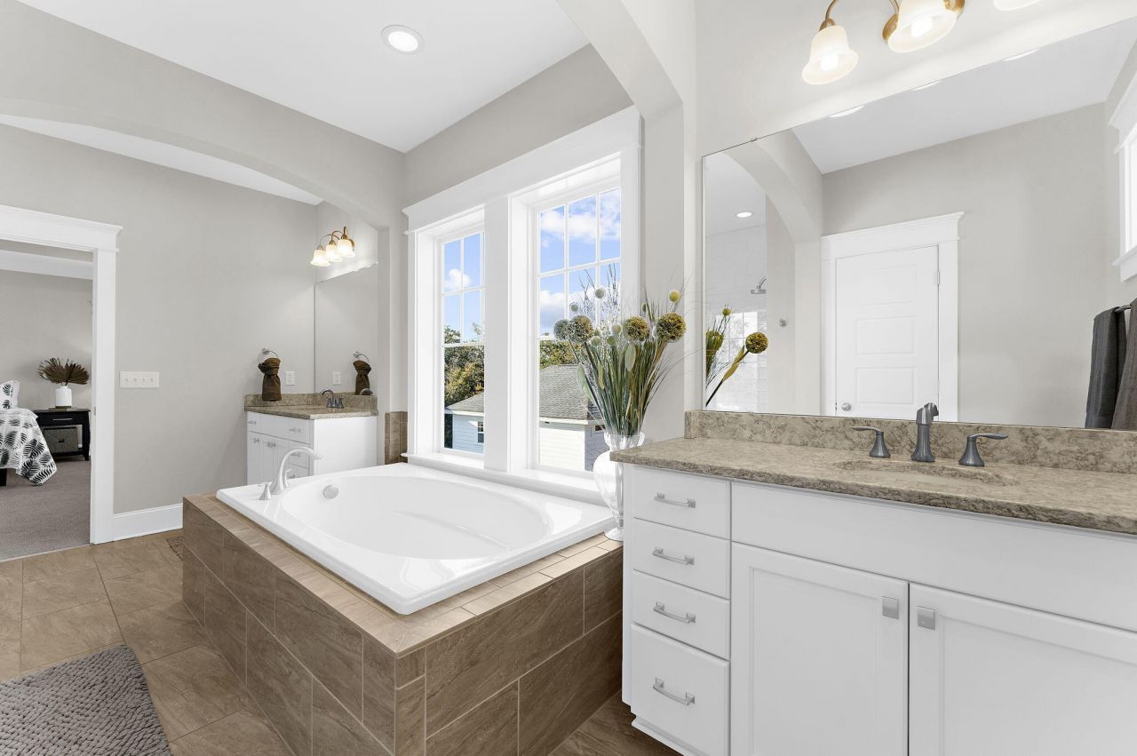 1636 Oak Leaf Street Photo 45