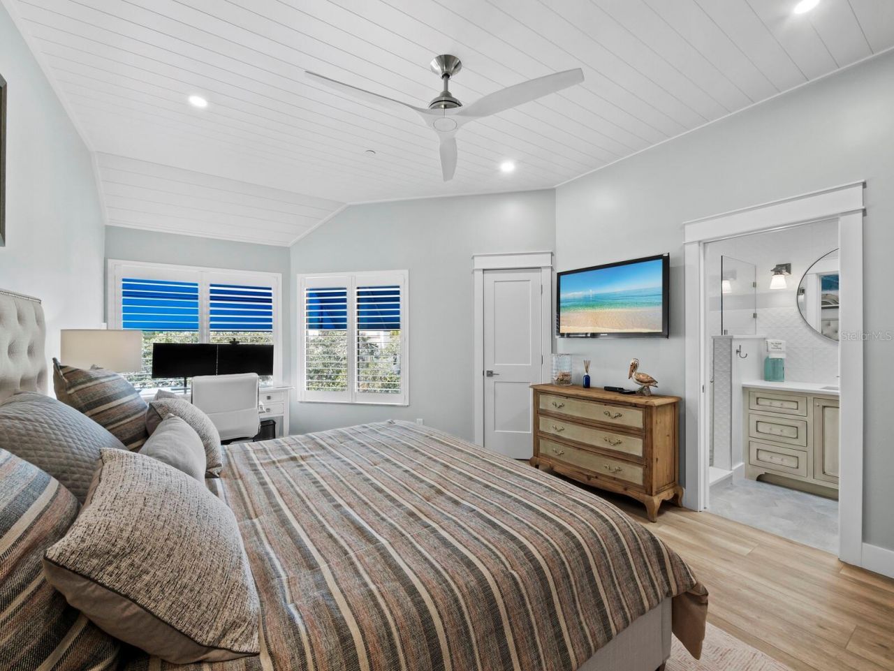 1918 Harbourside Drive, Unit 902, Longboat Key, FL 34228 Photo