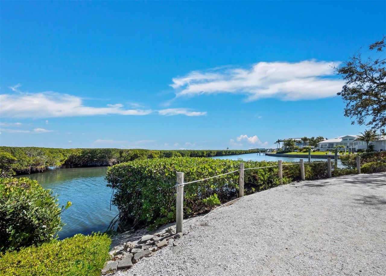 1918 Harbourside Drive, Unit 902, Longboat Key, FL 34228 Photo