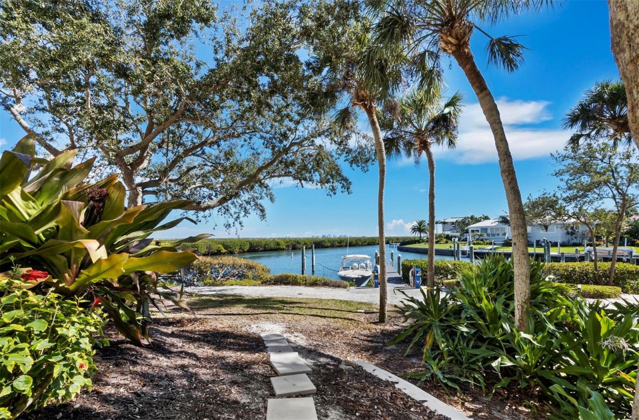 1918 Harbourside Drive, Unit 902, Longboat Key, FL 34228 Photo
