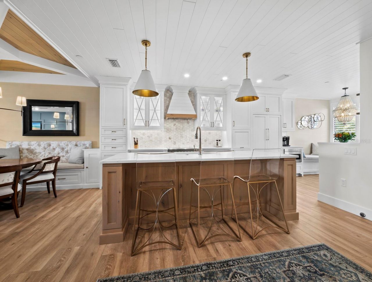 1918 Harbourside Drive, Unit 902, Longboat Key, FL 34228 Photo