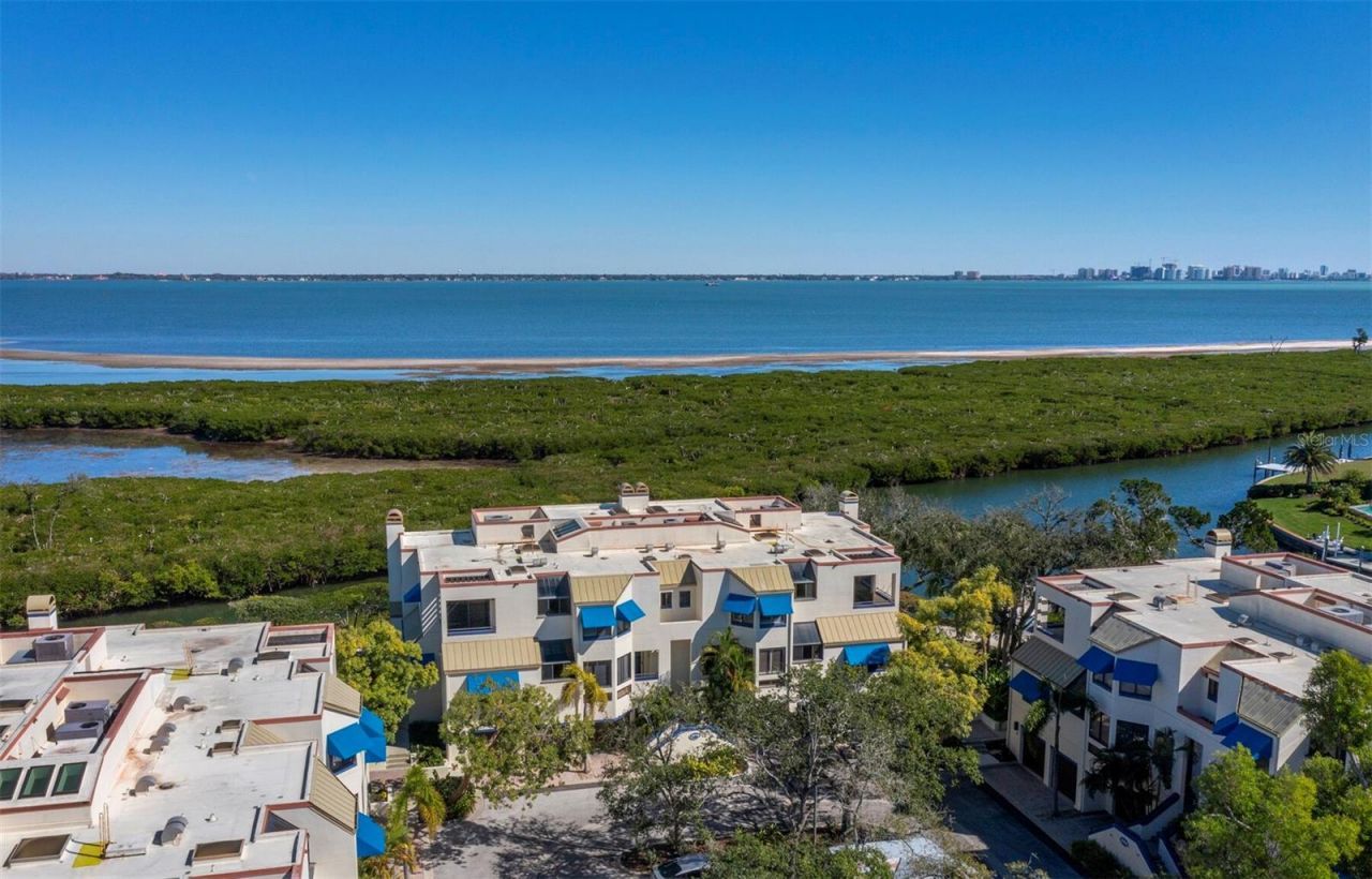 1918 Harbourside Drive, Unit 902, Longboat Key, FL 34228 Photo