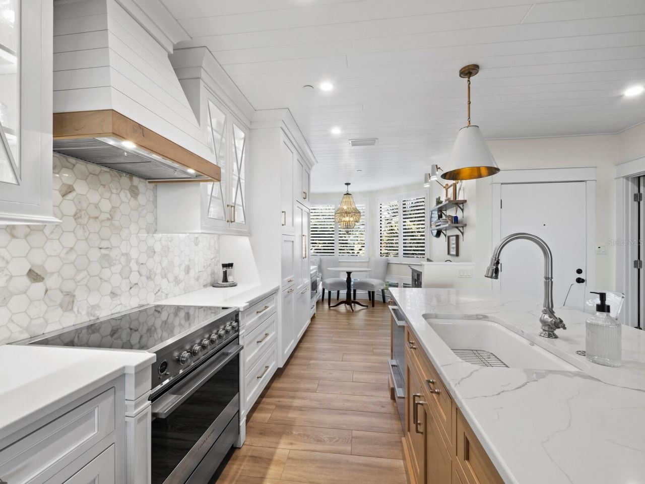 1918 Harbourside Drive, Unit 902, Longboat Key, FL 34228 Photo