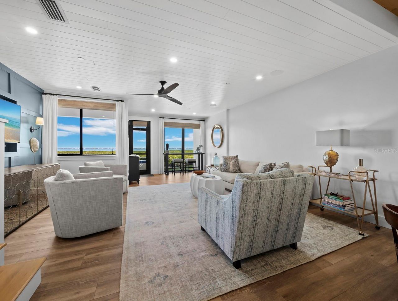 1918 Harbourside Drive, Unit 902, Longboat Key, FL 34228 Photo