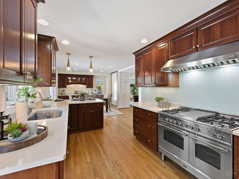 6602 Miami Bluff, Mariemont, OH 45227 Photo 17