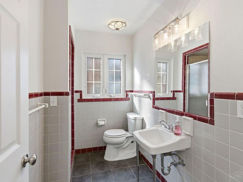 6602 Miami Bluff, Mariemont, OH 45227 Photo 22