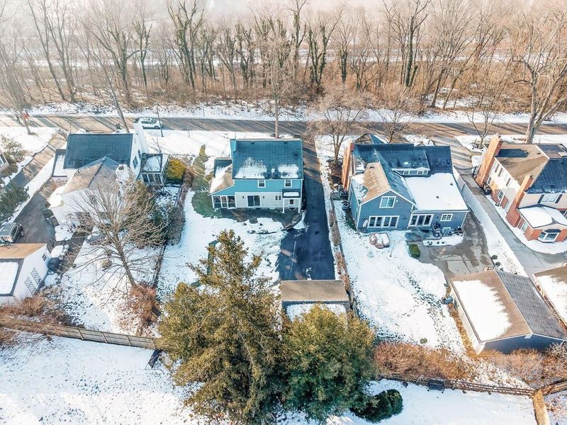 6602 Miami Bluff, Mariemont, OH 45227 Photo 5