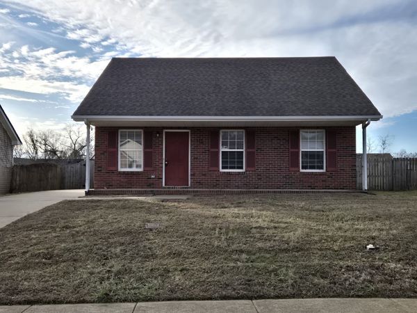 2777 Russet Ridge Dr, Clarksville, TN 37040