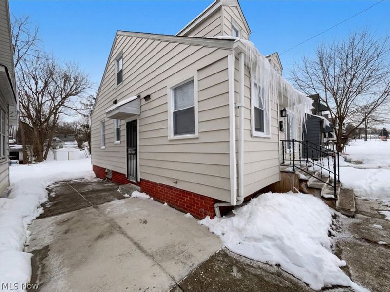 17409 Mapleboro Avenue, Maple Heights, OH 44137 Photo 16