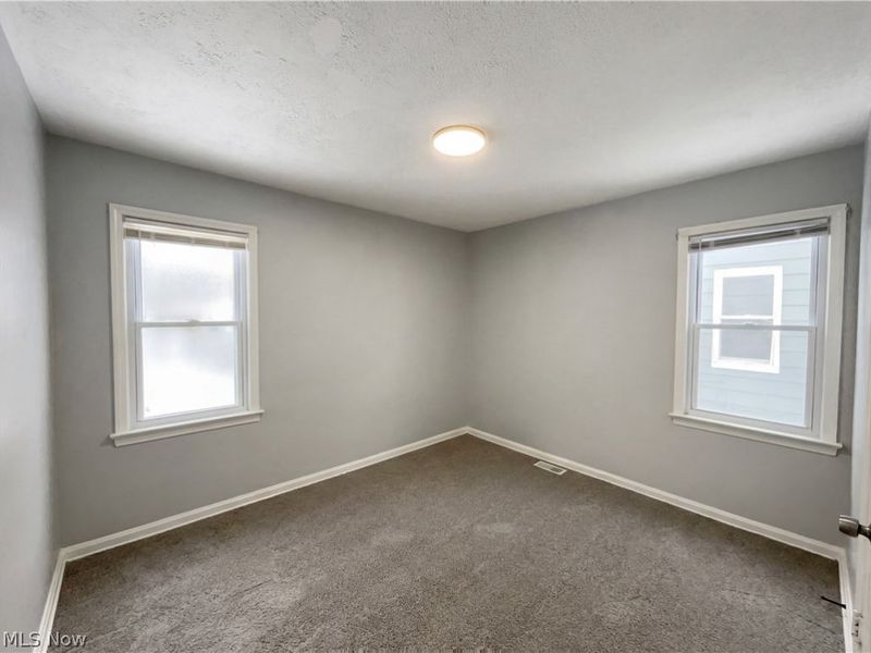 17409 Mapleboro Avenue, Maple Heights, OH 44137 Photo 4