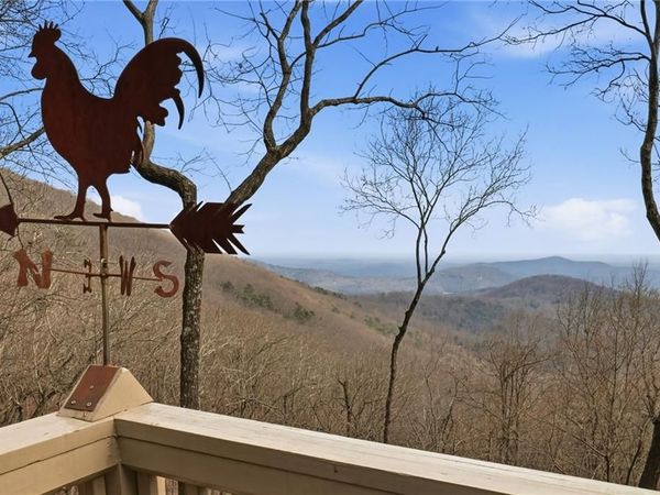 106 Strawberry Way, Big Canoe, GA 30143