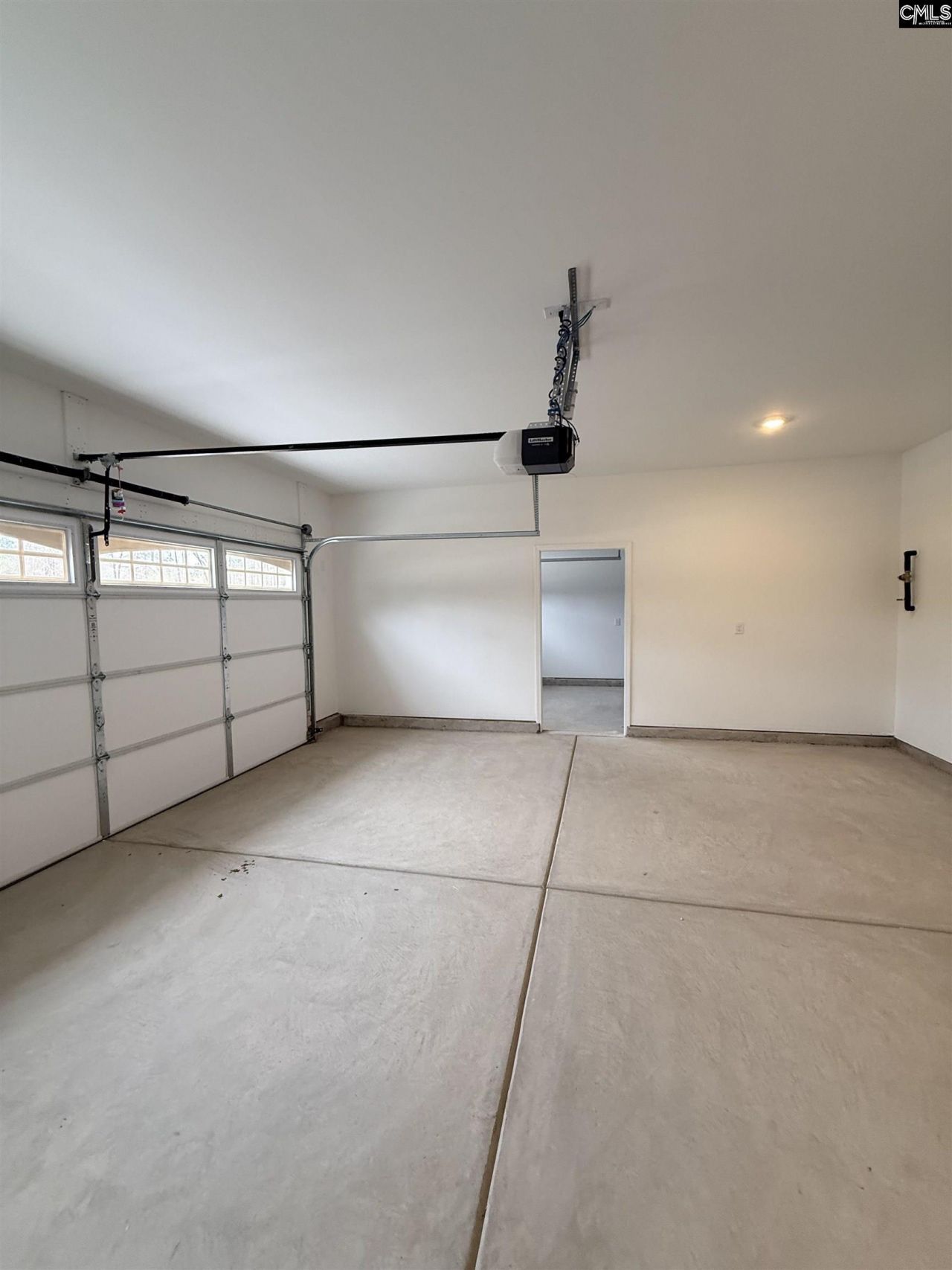 102 Andover Way Photo 12