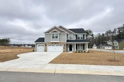 102 Andover Way photo 4