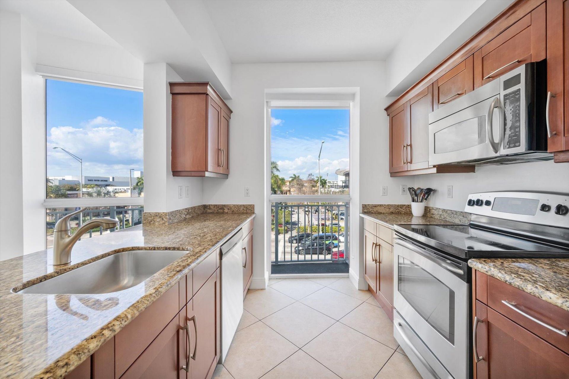 7270 SW 88th Street, Unit B203, Miami, FL 33156 Photo