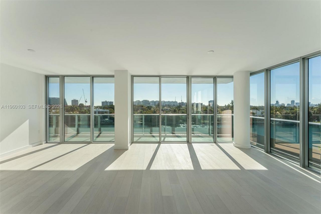 9201 E Bay Harbor Dr , Unit 501, Bay Harbor Islands, FL 33154 Photo