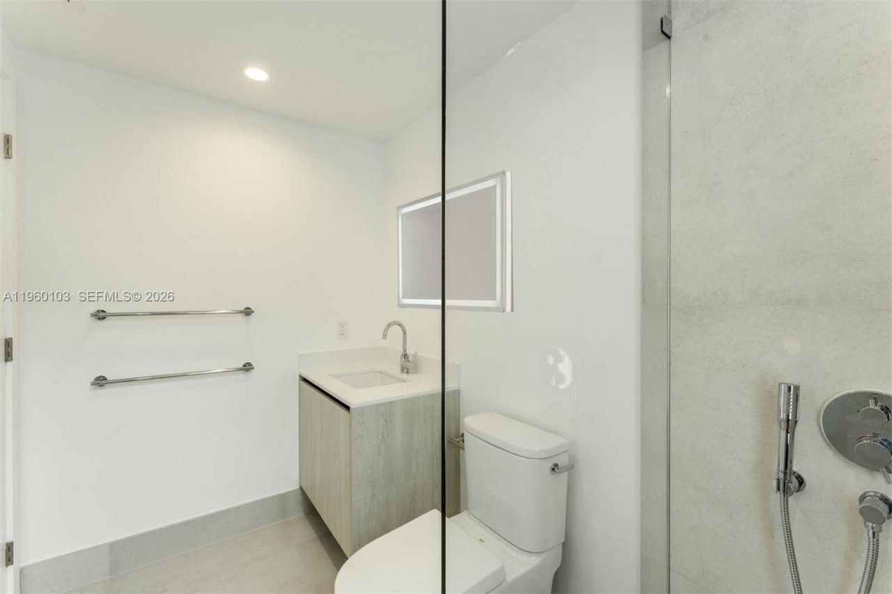 9201 E Bay Harbor Dr , Unit 501, Bay Harbor Islands, FL 33154 Photo