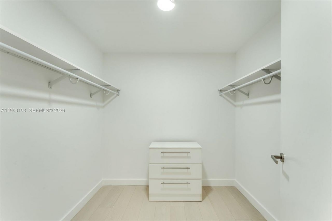 9201 E Bay Harbor Dr , Unit 501, Bay Harbor Islands, FL 33154 Photo