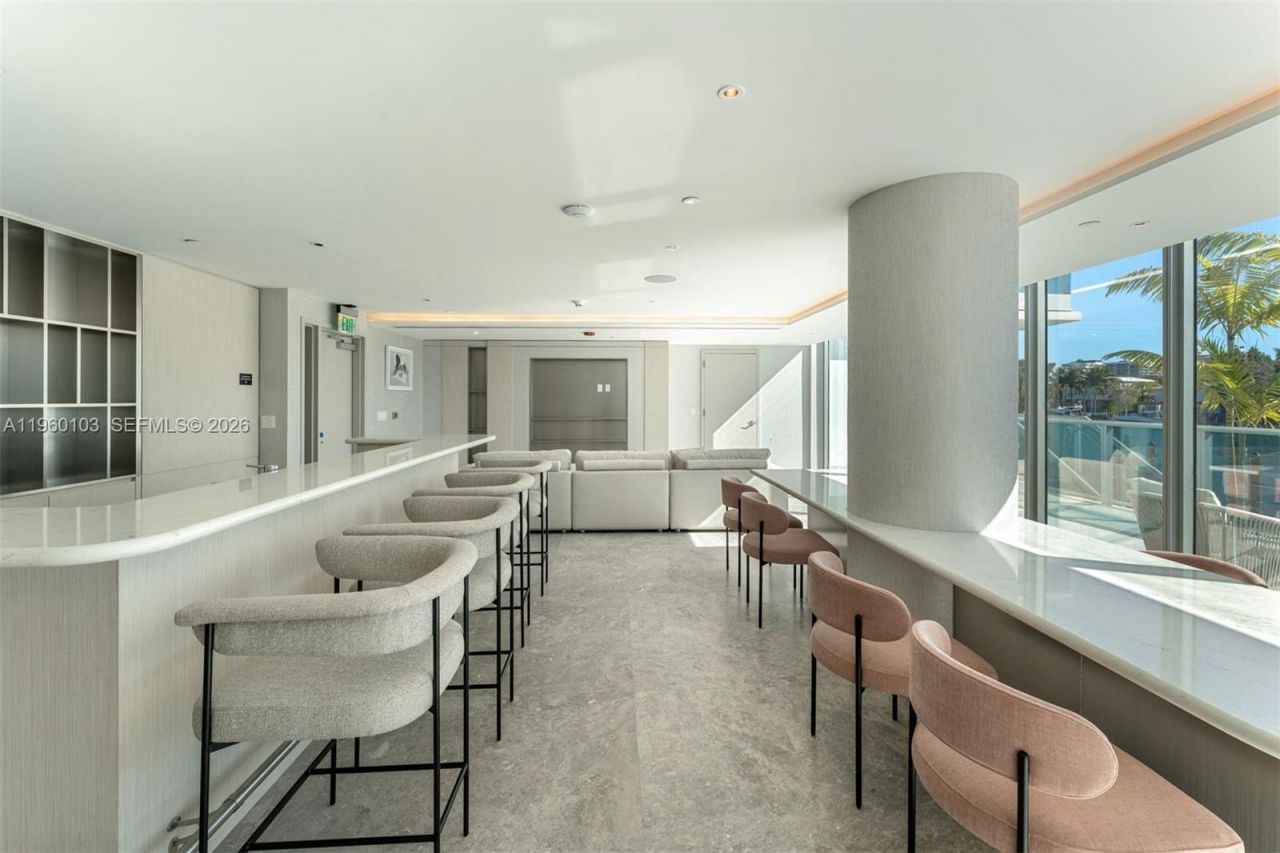 9201 E Bay Harbor Dr , Unit 501, Bay Harbor Islands, FL 33154 Photo