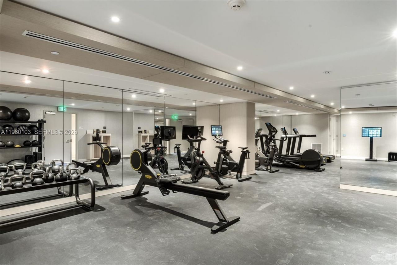 9201 E Bay Harbor Dr , Unit 501, Bay Harbor Islands, FL 33154 Photo