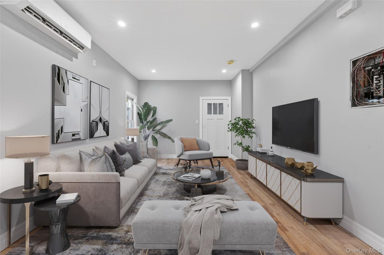 12141 133rd Street, South Ozone Park, NY 11420 Main Photo