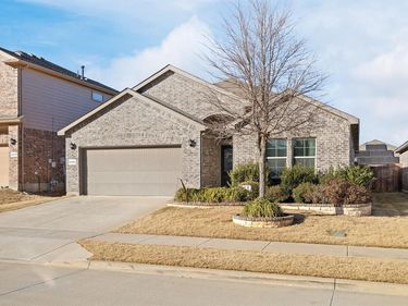2405 Red Draw Road, Fort Worth, TX 76177