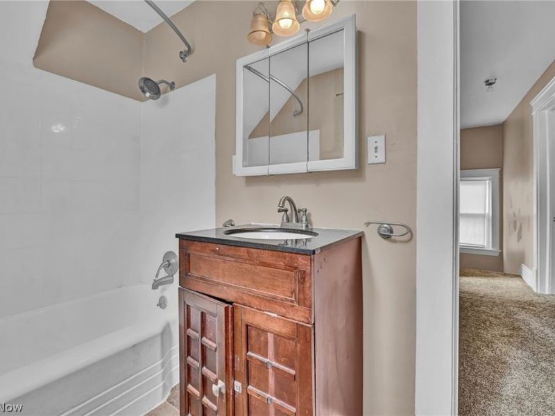 9607 Fuller Avenue, Cleveland, OH 44104 Photo 14