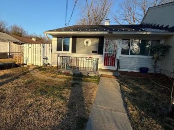 2029 BARLOWE PLACE, LANDOVER, MD 20785