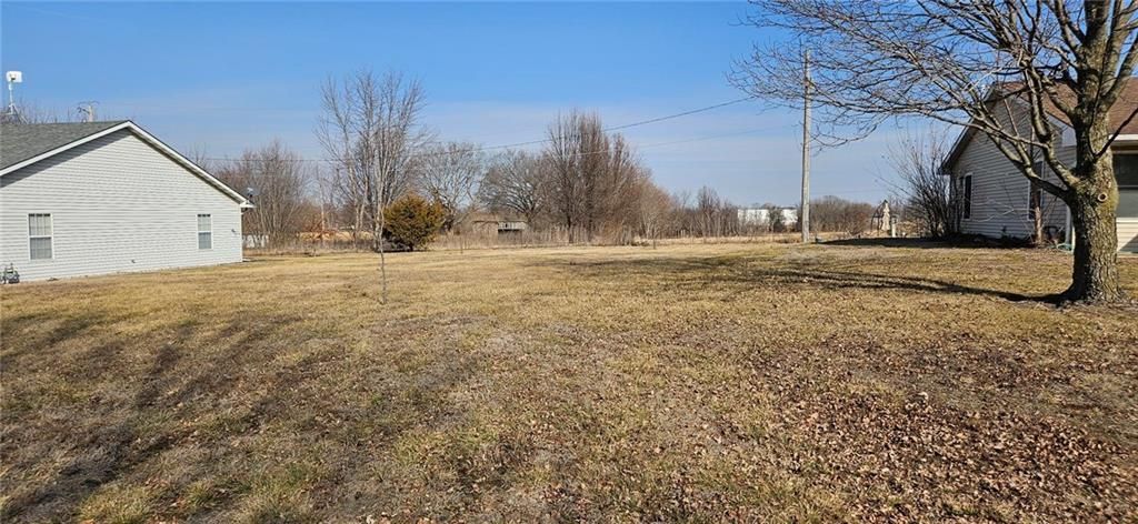 306 E 16th Street, Holden, MO 64040 Main Photo