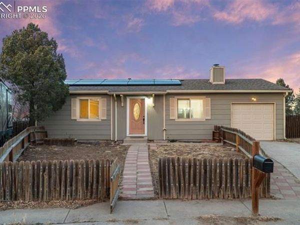 3390 Foxridge Drive, Colorado Springs, CO 80916