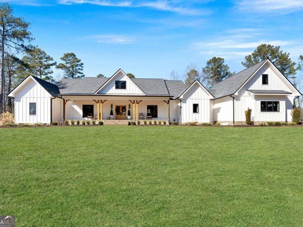 145 Moores Ferry Drive SW, Plainville, GA 30733