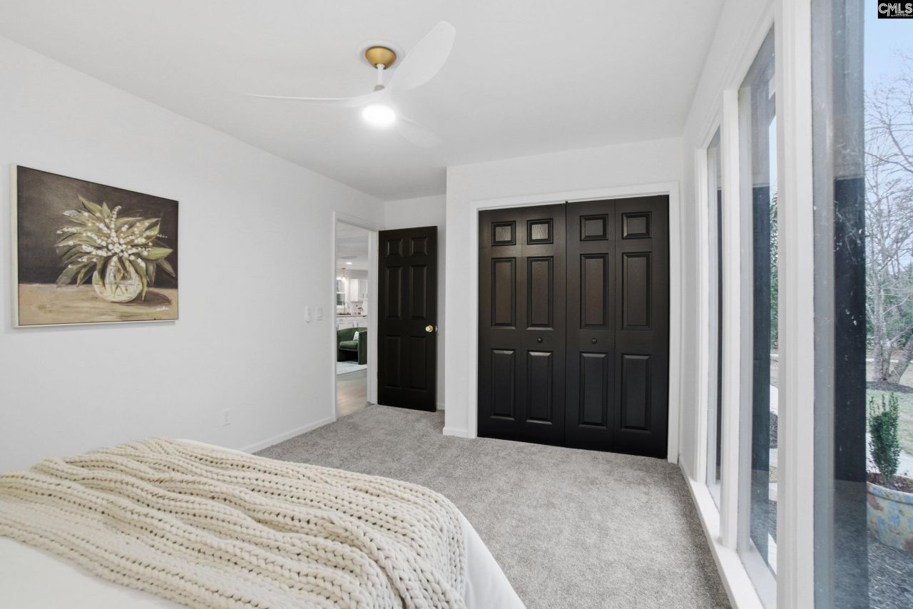 212 Deer Ridge Drive  Photo 16