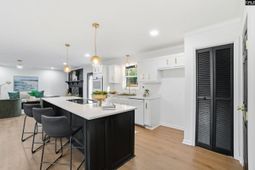 212 Deer Ridge Drive  photo 4