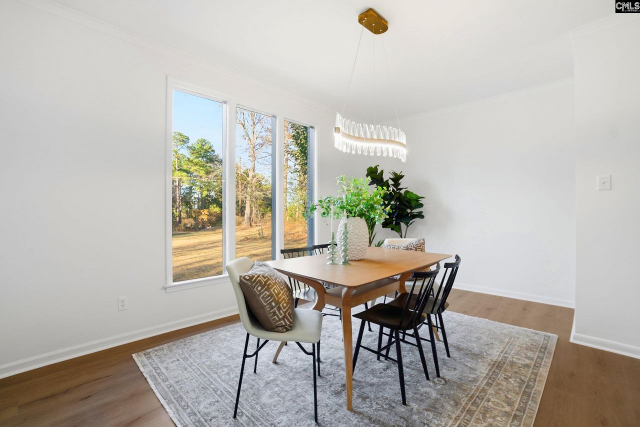 212 Deer Ridge Drive  Photo 8