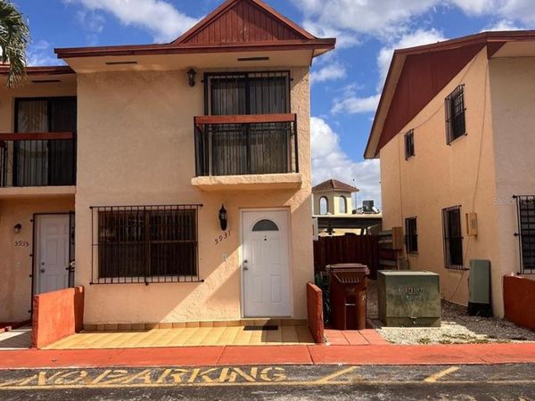 5931 W 16TH LANE, Unit 10, HIALEAH, FL 33012