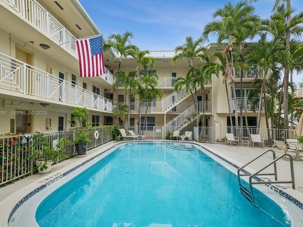 255 Sunrise Dr , Unit 107, Key Biscayne, FL 33149