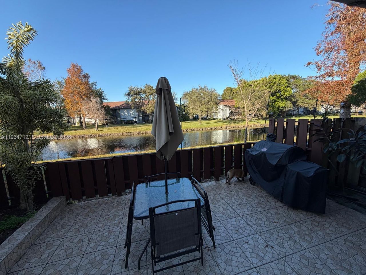 868 NW 81st Way, Unit 9, Plantation, FL 33324 Photo