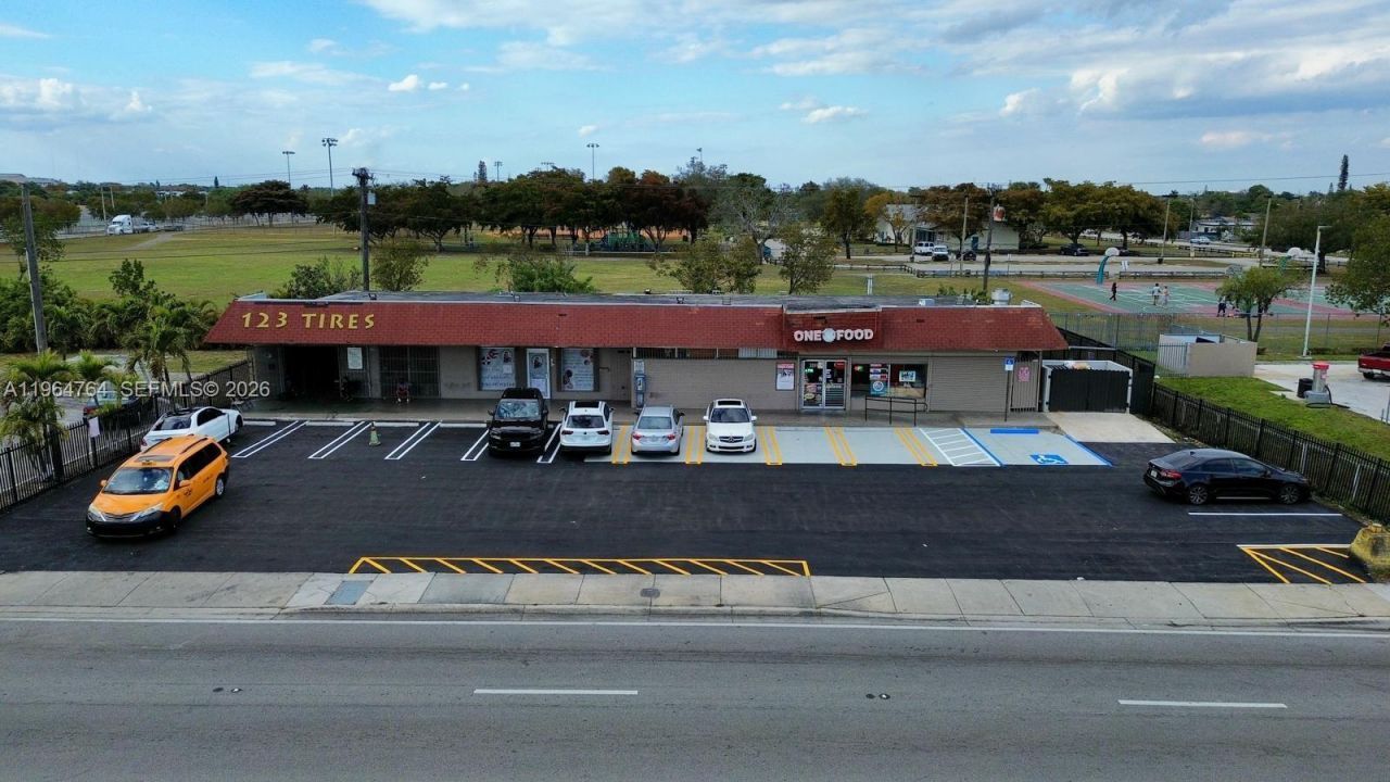 3251 NW 183rd St , Miami Gardens, FL 33056 Photo